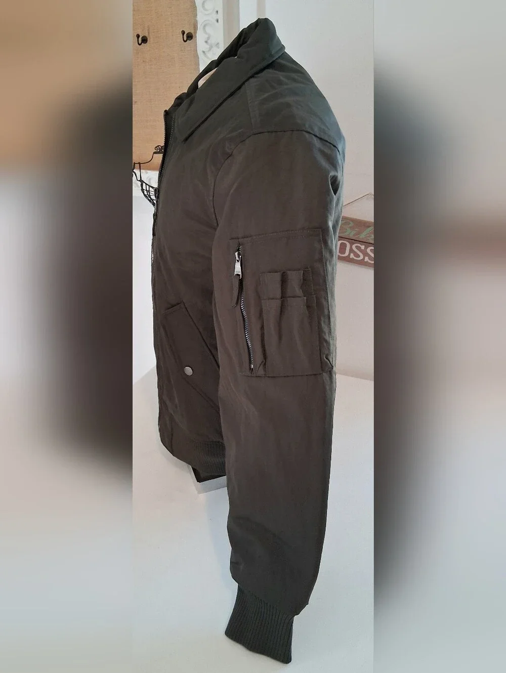 Banana Republic Men's Olive Green Bomber/Flight Jacket Sz M NWT